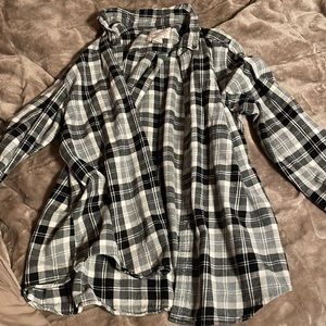 Worn and a little small fitting for a L